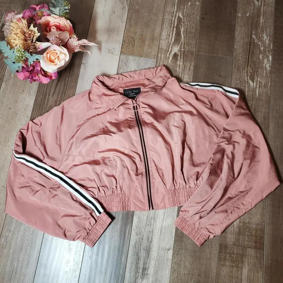 LOVE TREE Dusty Rose Pink Cropped Zip-Up Windbreaker Jacket Size Medium - Picture 12 of 15